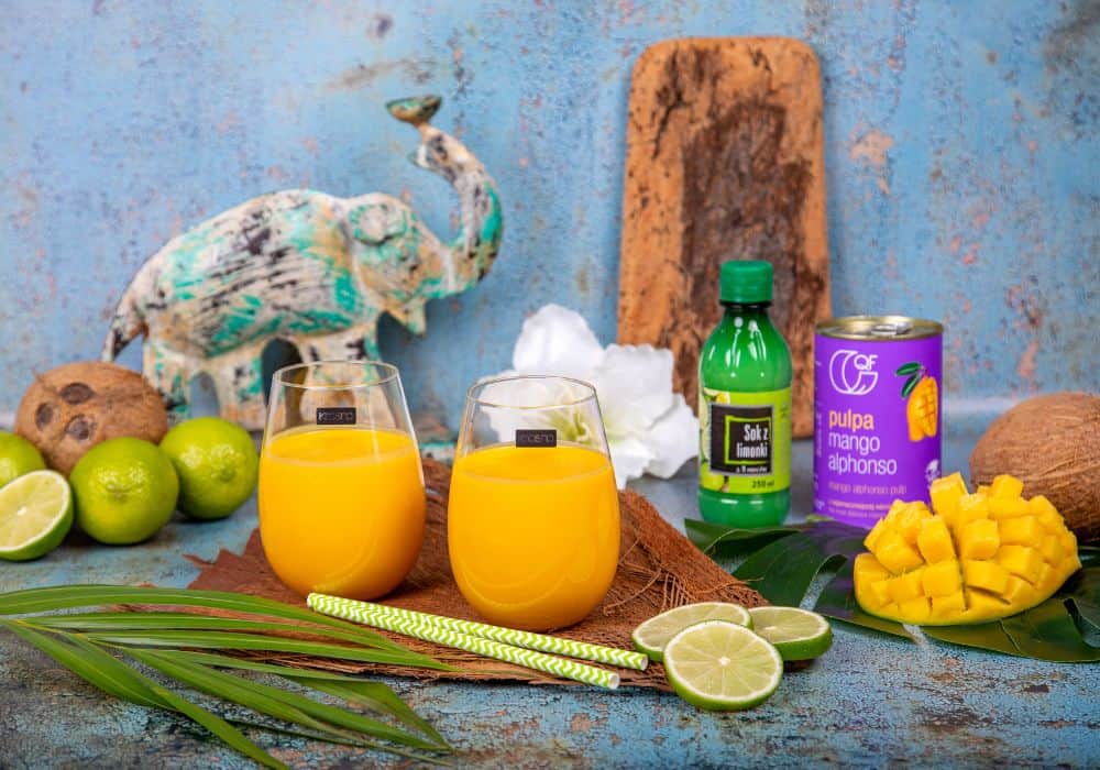 Mango lassi z sokiem limonki