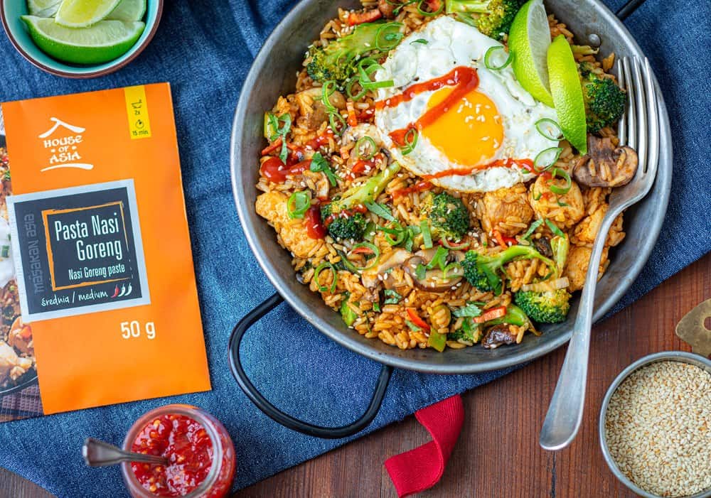 Nasi Goreng z kurczakiem i ryżem jaśminowym