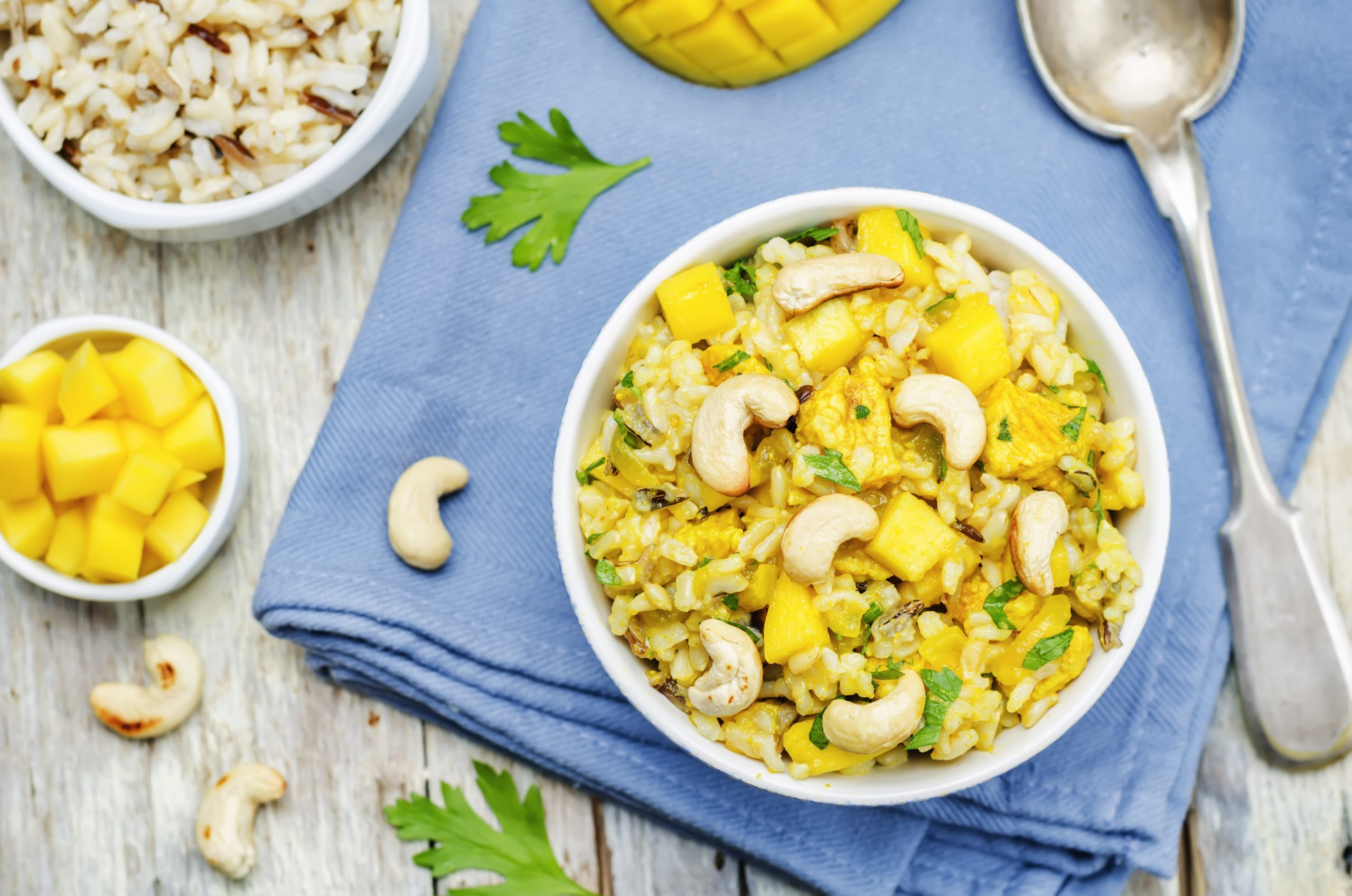 Kurczak z mango i czerwonym curry