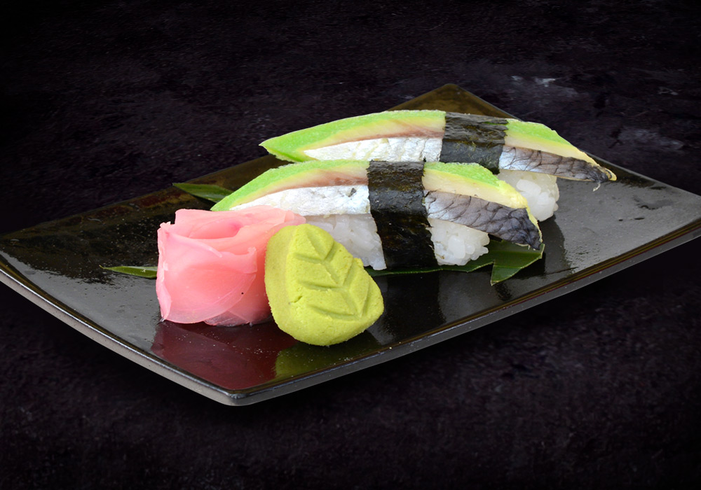 Sushi nigiri ze śledziem