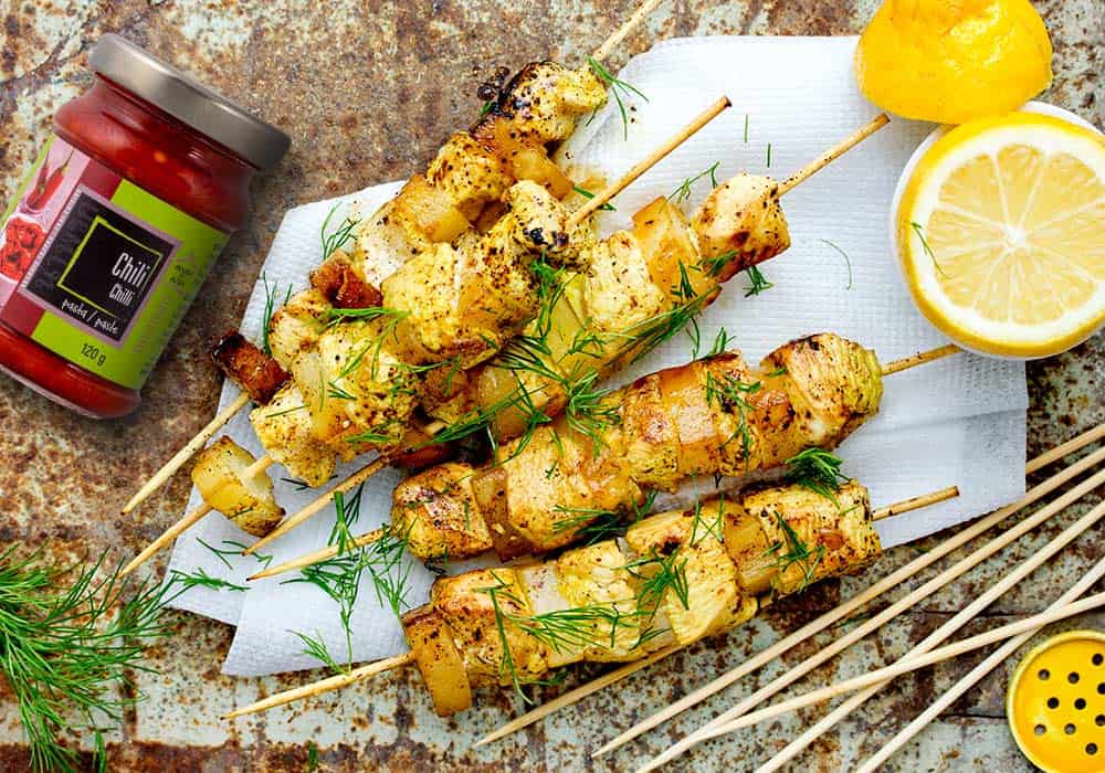 Szaszłyki z kurczakiem i ananasem w chili